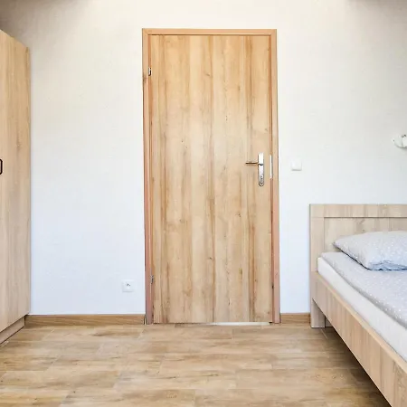 Danusia Quarto em Acomodações Particulares Dębki